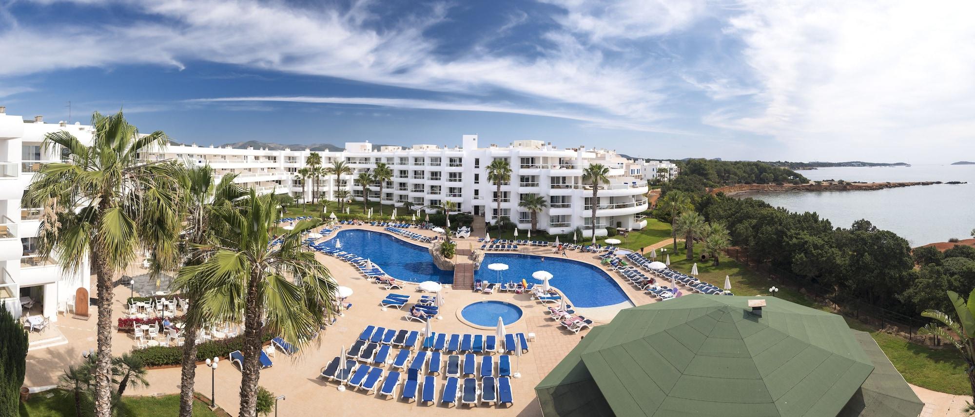 Aparthotel Tropic Garden Санта-Эулалия-дель-Рио Экстерьер фото