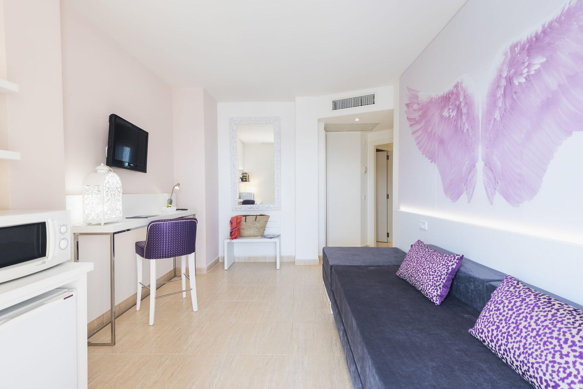 Aparthotel Tropic Garden Санта-Эулалия-дель-Рио Экстерьер фото