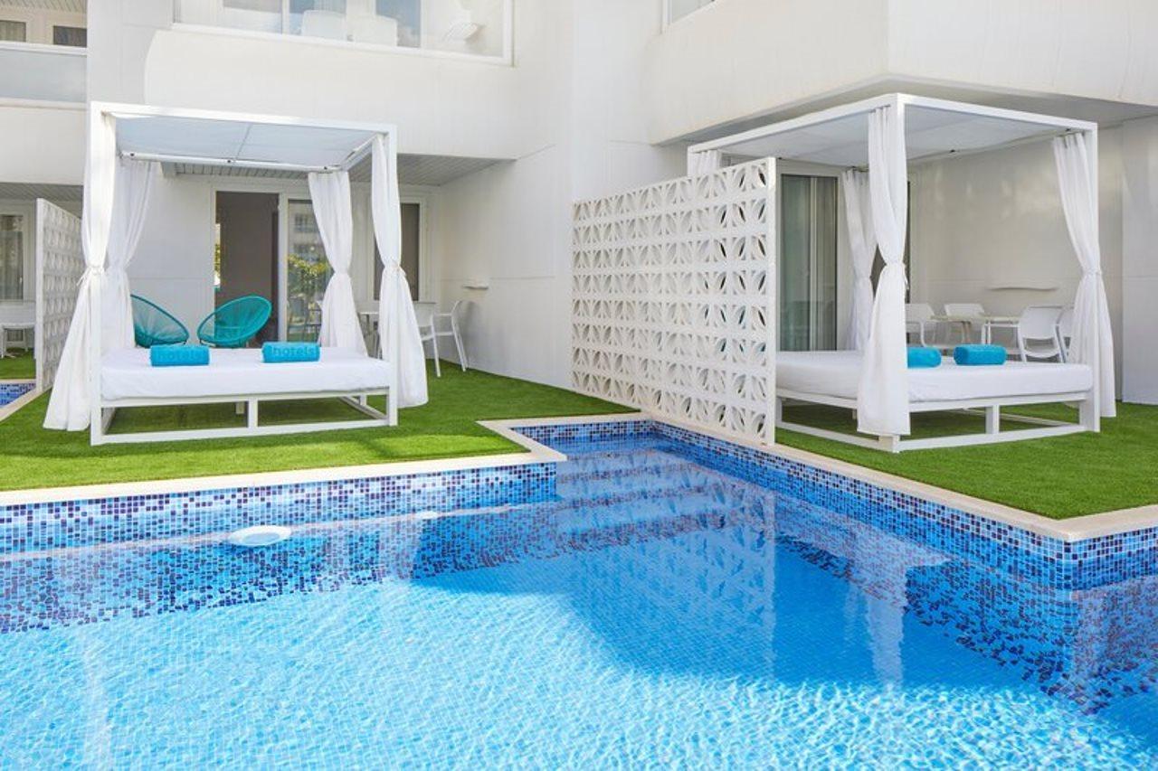 Aparthotel Tropic Garden Санта-Эулалия-дель-Рио Экстерьер фото