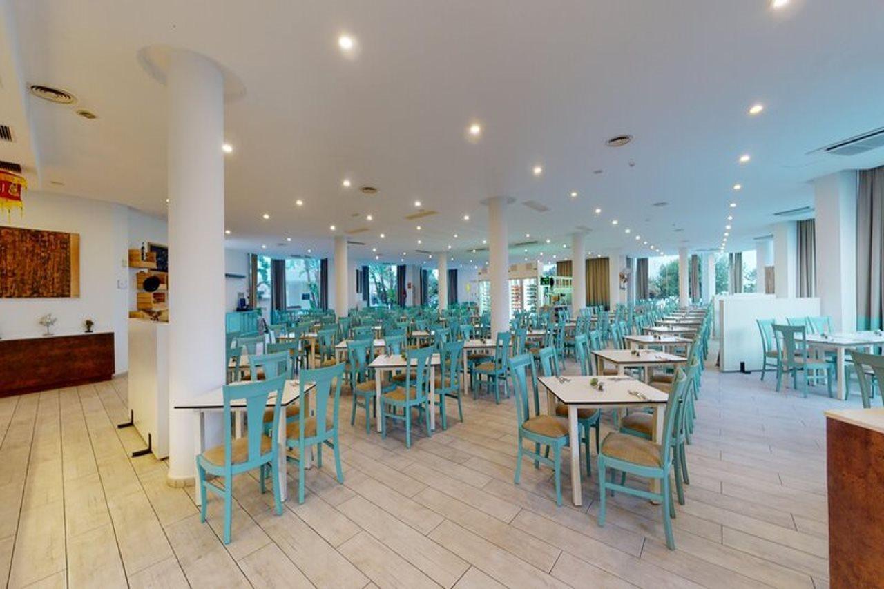 Aparthotel Tropic Garden Санта-Эулалия-дель-Рио Экстерьер фото